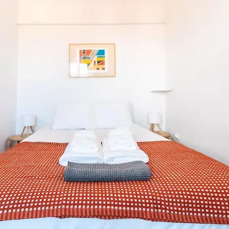 Cozy In Castelo Sao Jorge - *
